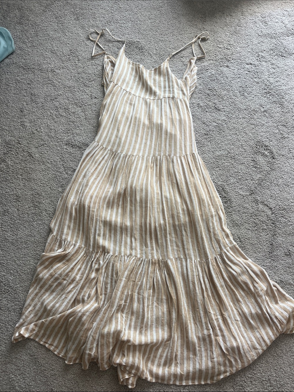 Tan and White Linen Maxi Dress - Picture 2 of 5